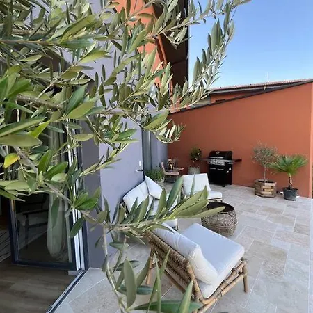 דירה With The View And Private Garden *