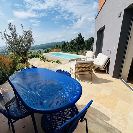 דירה With The View And Private Garden Limbach
