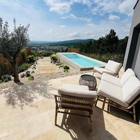 דירה With The View And Private Garden