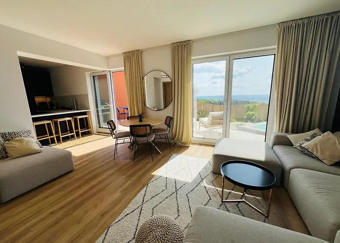 With The View And Private Garden Limbach